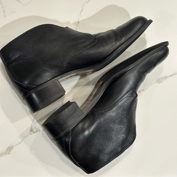 Etienne Aigner Black Leather Booties Silver Buckle Brazil Career Casual Size 8 - Picture 10 of 11